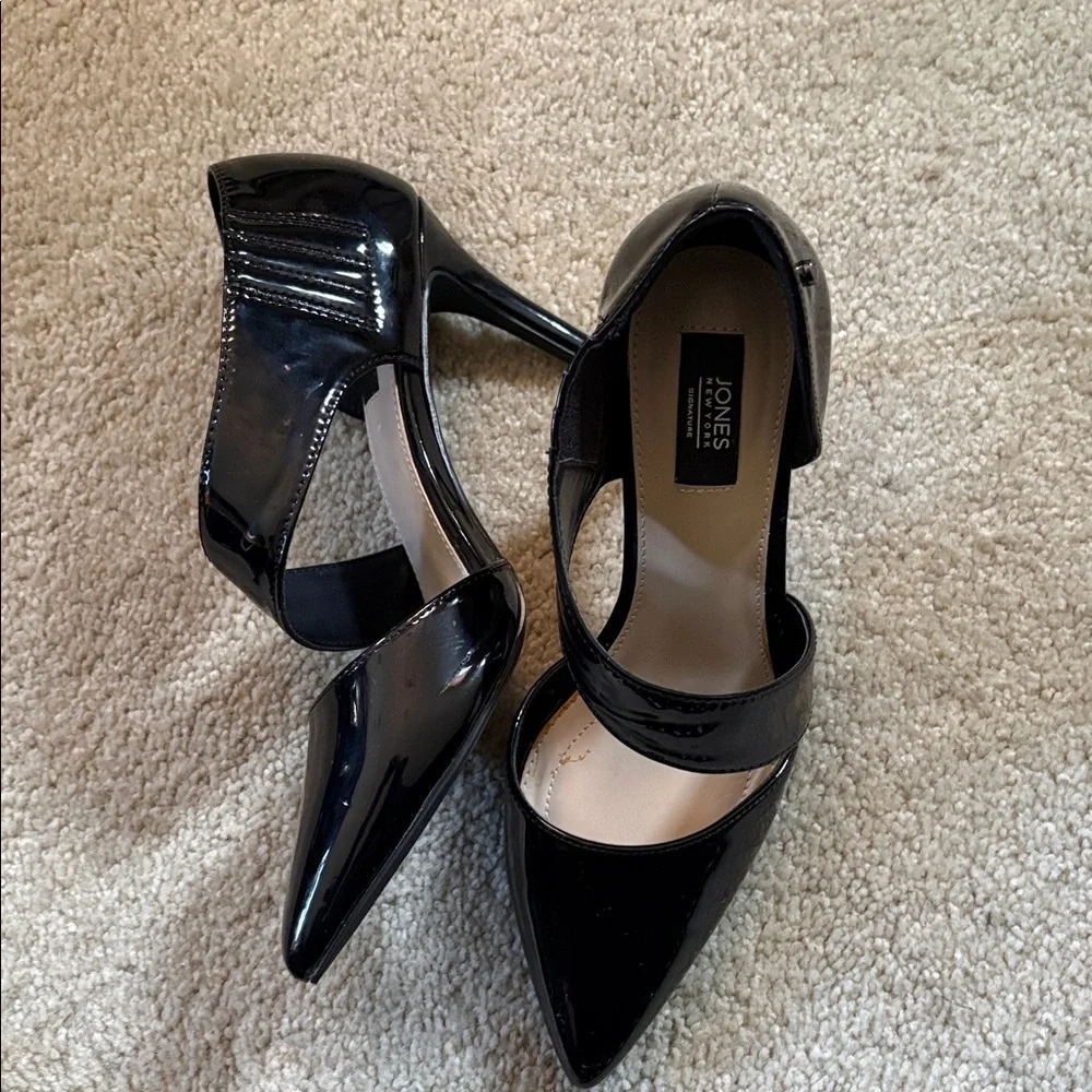 Jones New York Crossover Faux Patent Leather Black 4 Inch Heels-Size 8.5